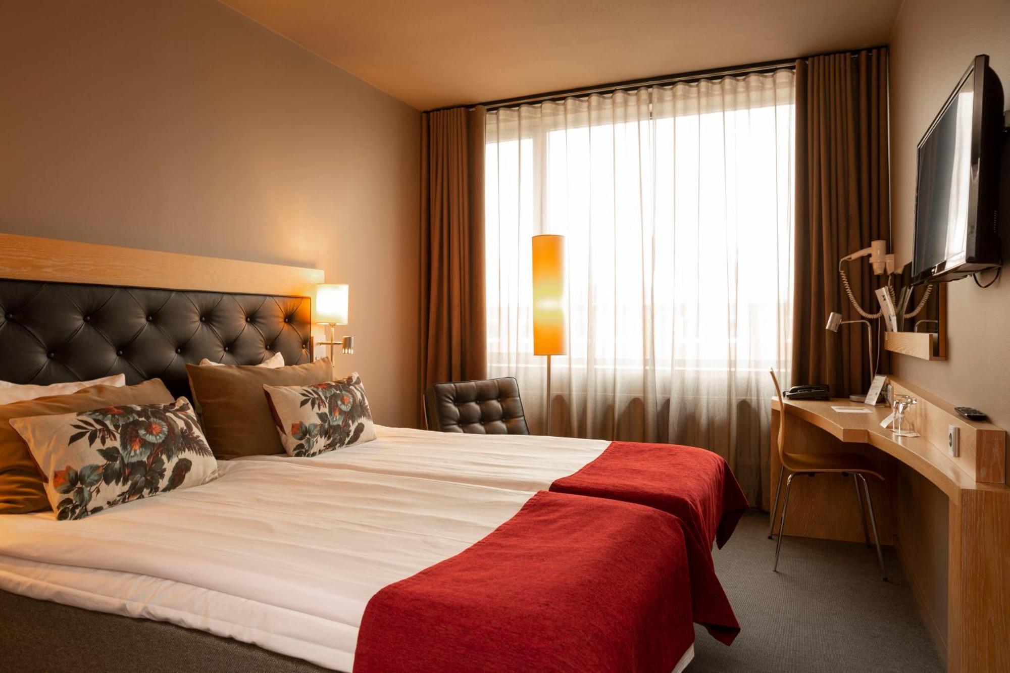 สปาร์ โฮเทล มายอร์นา Hotel กอเทนเบิร์ก ภายนอก รูปภาพ